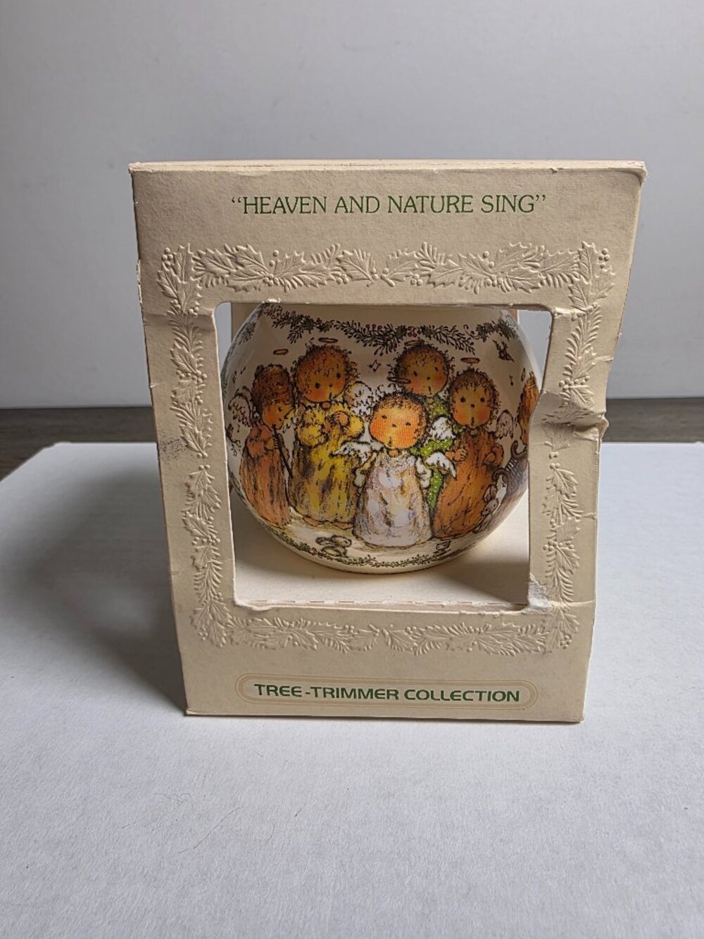 Vintage 1979 Hallmark "Heaven and Nature Sing" Satin Ball Christmas Ornament